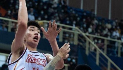 世界杯手机高清观看平台-余嘉豪首秀即有惊艳发挥 2021不愧为CBA新秀大年