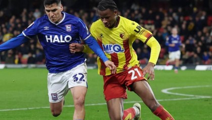 世界杯手机高清观看平台-曼城外租小将姆富尼：人人的目标都是进一线队，那里氛围很好